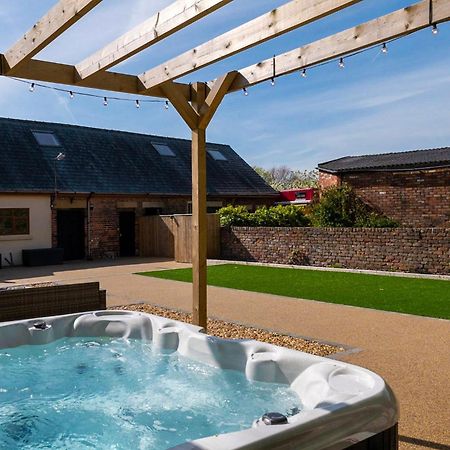 Abbey Farm House Ormskirk Buitenkant foto
